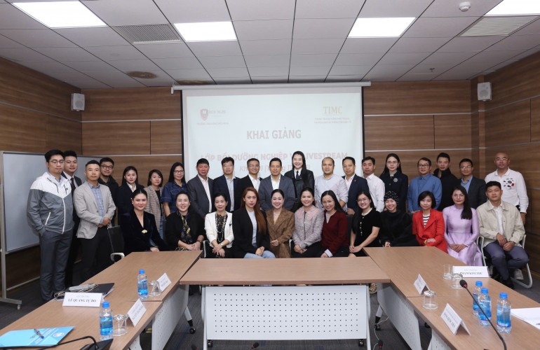 Khai giảng lớp nghiệp vụ Livestream