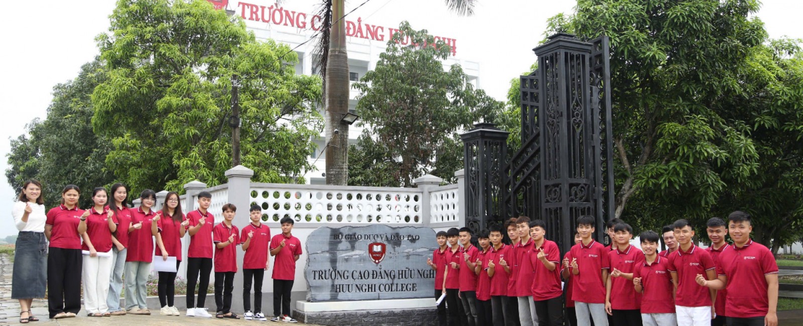 tuyen sinh TP